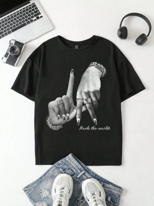 Rock The World Ön Baskılı Siyah Relaxed Fit Tişört